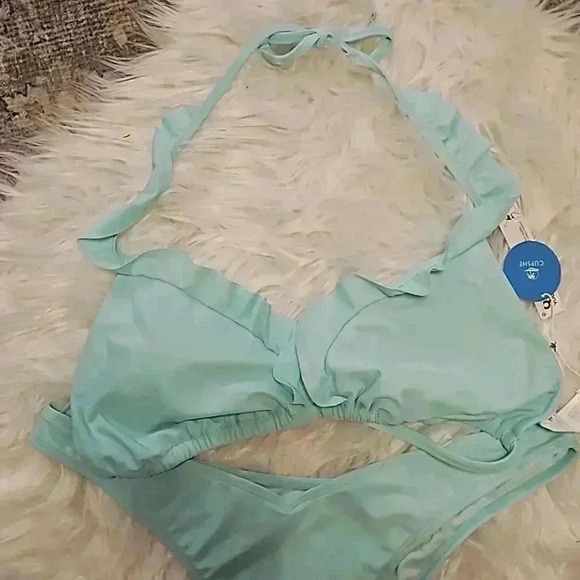 Cupshe Bikini - Picture 3 of 9